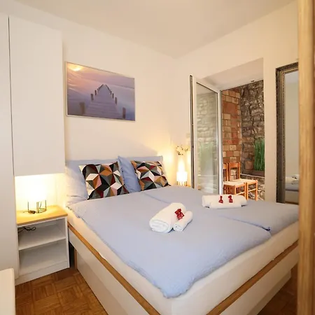 Mhouse Piran